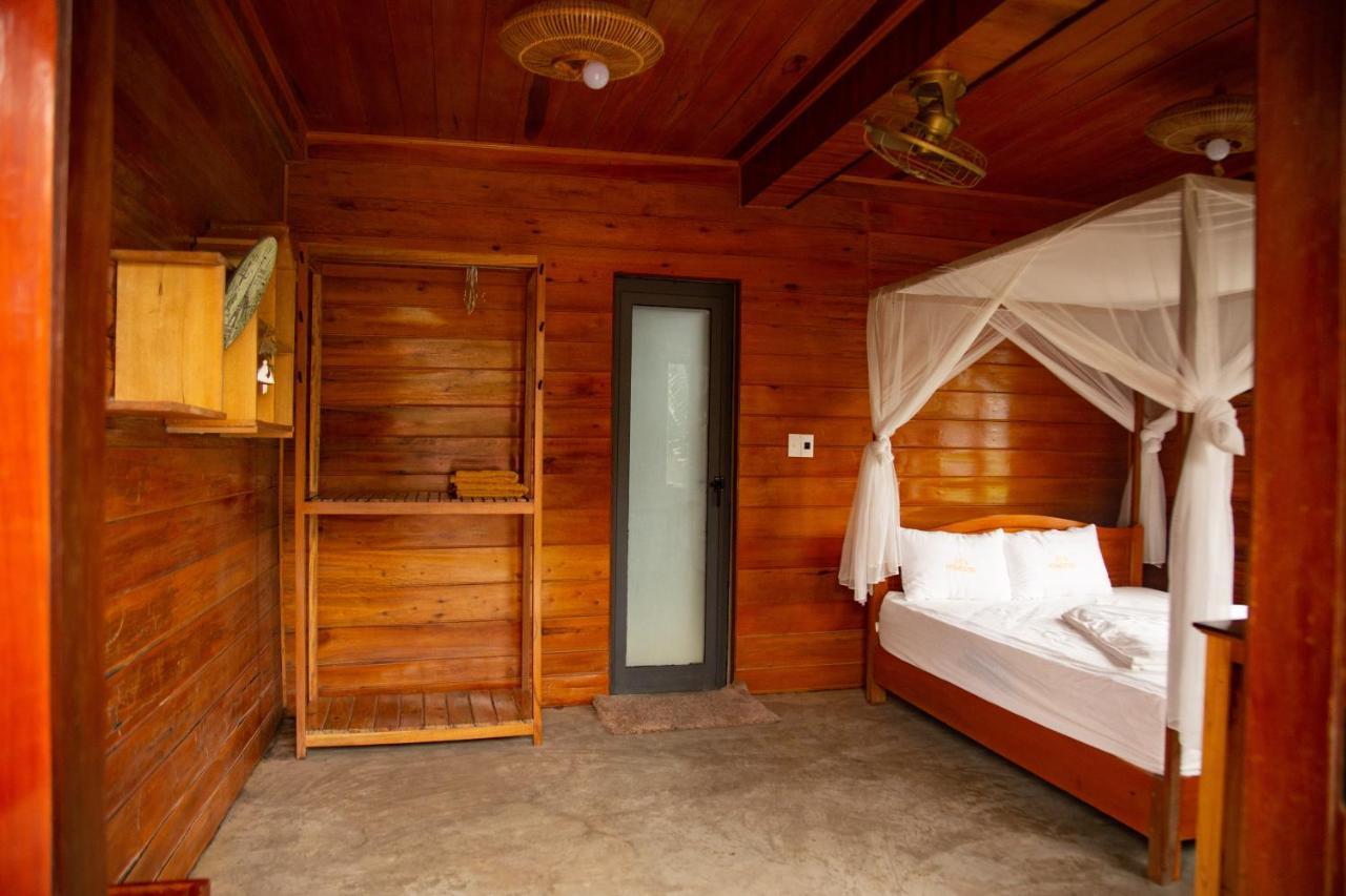 Jungle Boss Travel Lodge Phong Nha Exterior foto