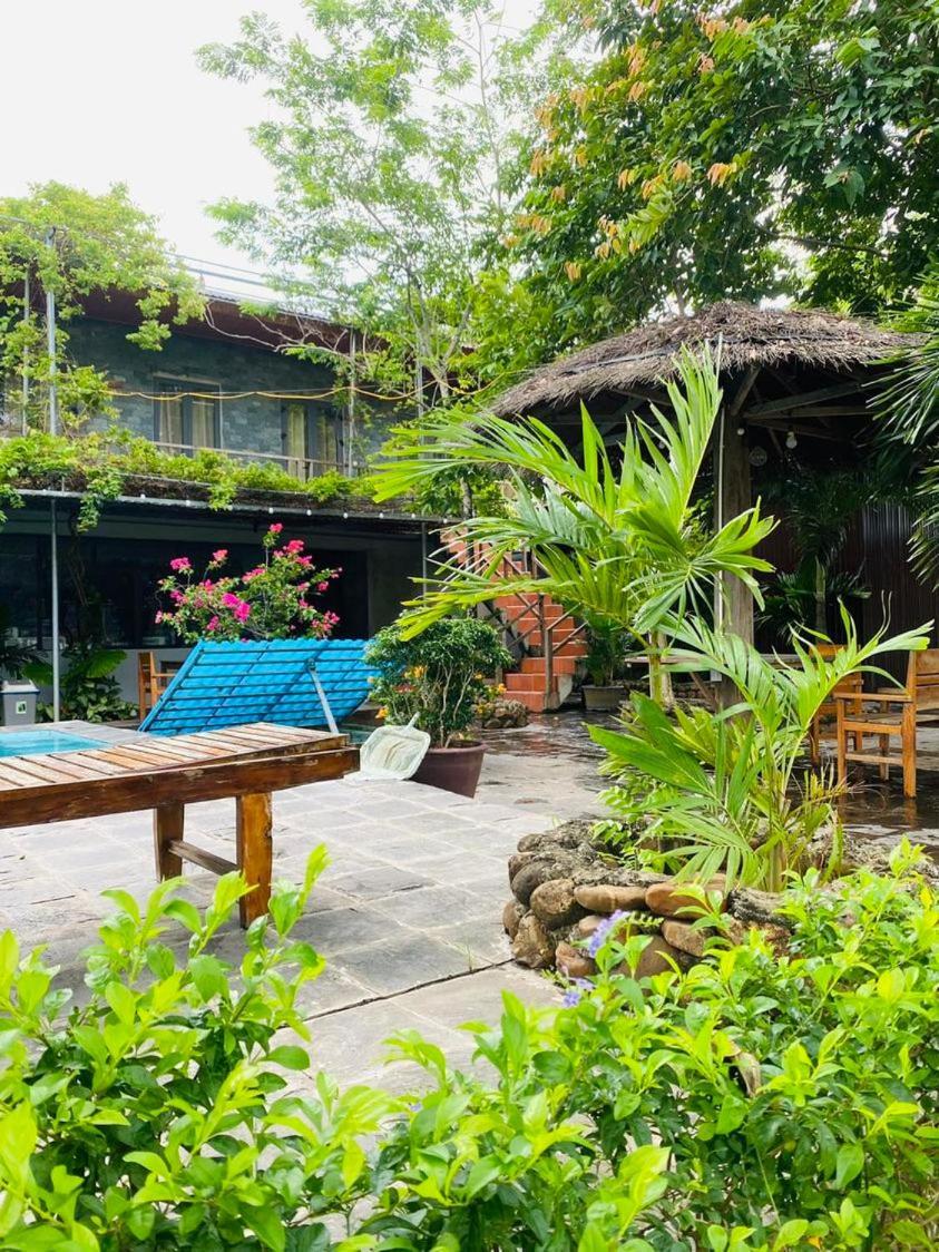 Jungle Boss Travel Lodge Phong Nha Exterior foto